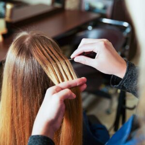 professional hairdresser uses foil 2021 08 26 16 26 16 utc